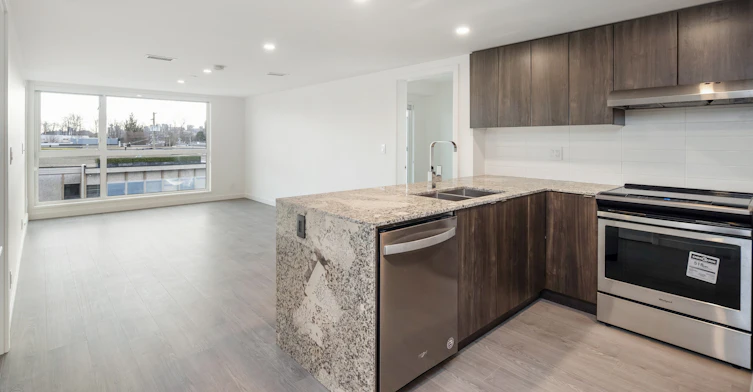 203-1060 Churchill Crescent, North Vancouver, BC, V7P 3M7 - 3