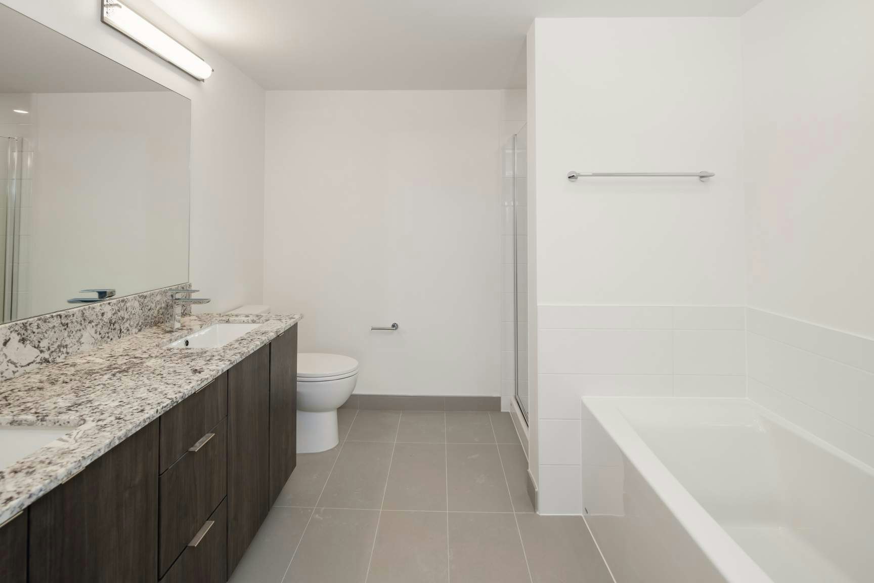 203-1060 Churchill Crescent, North Vancouver, BC, V7P 3M7 - 23