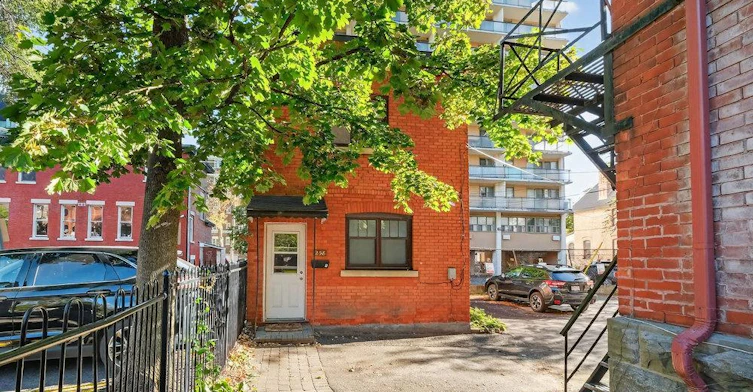 1-258 Somerset Street, Ottawa, ON, K2P 0J6