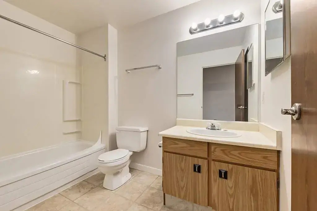 302-90 Sprague Way SE, Medicine Hat, AB, T1B 3M1 - 16