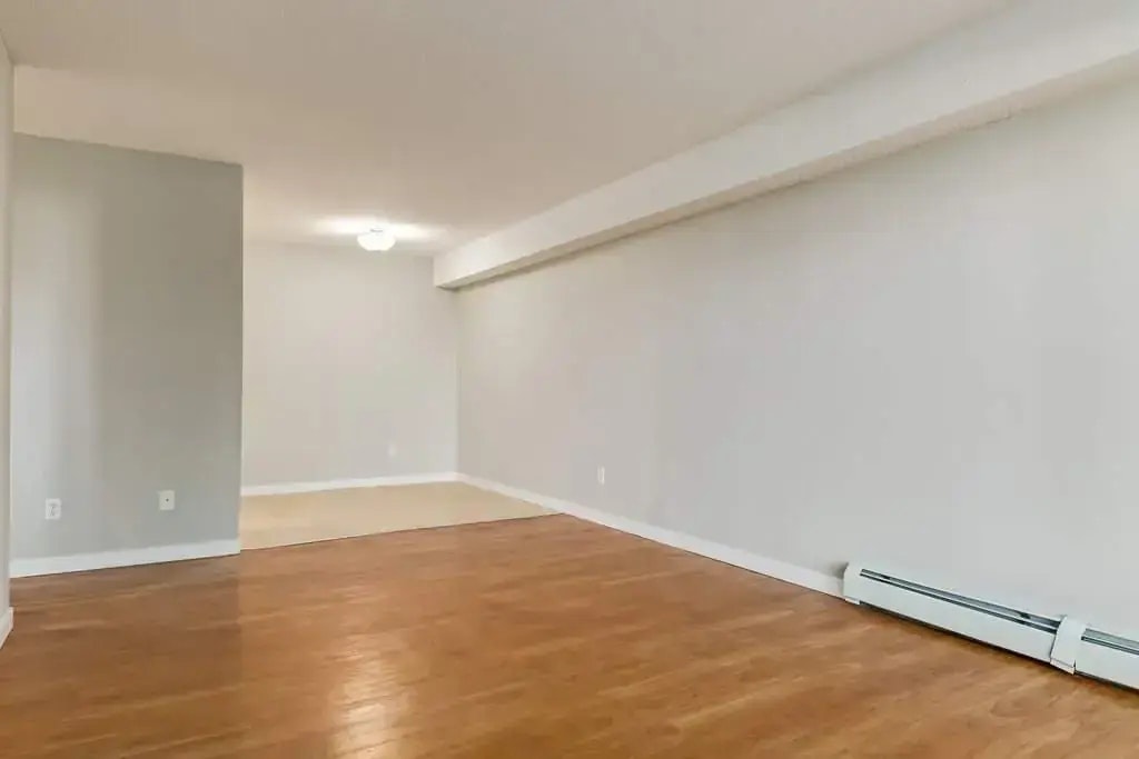 307-11945 81 Street NW, Edmonton, AB, T5B 2S7 - 9
