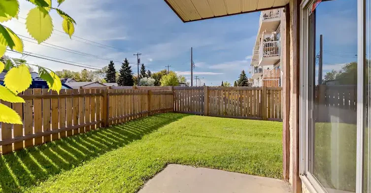 307-11945 81 Street NW, Edmonton, AB, T5B 2S7 - 24
