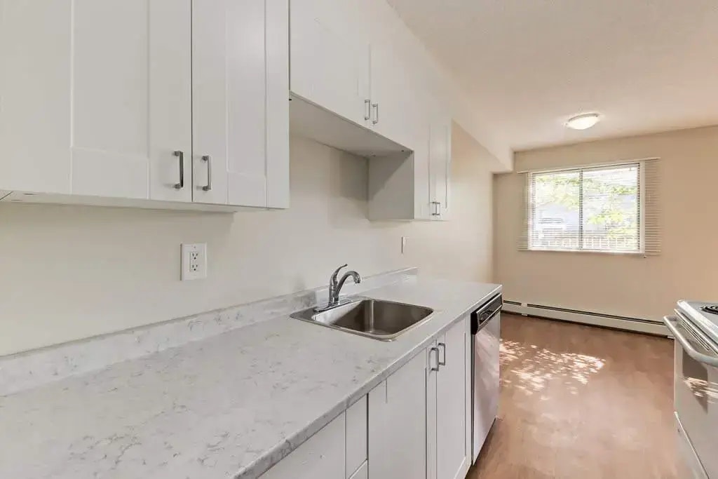 307-11945 81 Street NW, Edmonton, AB, T5B 2S7 - 21