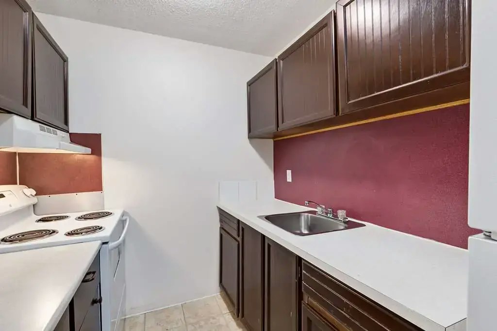 104-2110 15th Avenue North, Lethbridge, AB, T1H 1W9 - 6