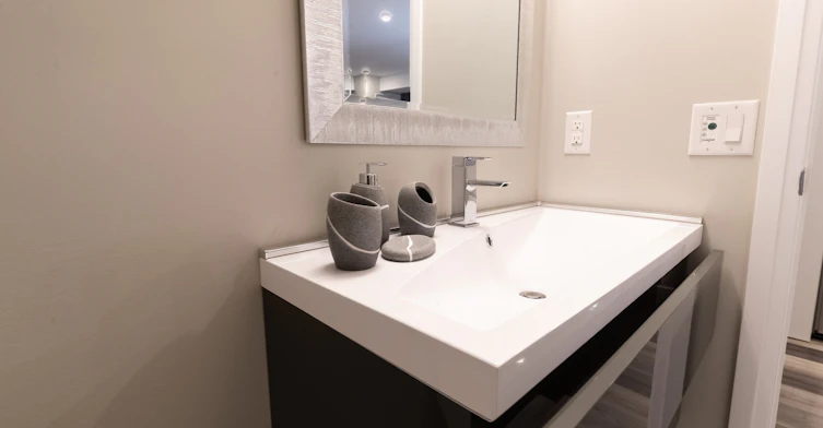 5971 Dorchester, Niagara Falls, ON, L2G 5S8 - 23