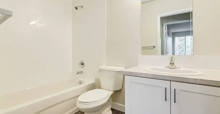 202-4612 57 Street, Camrose, AB, T4V 2E7 - 7