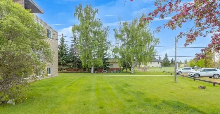 202-4612 57 Street, Camrose, AB, T4V 2E7 - 20