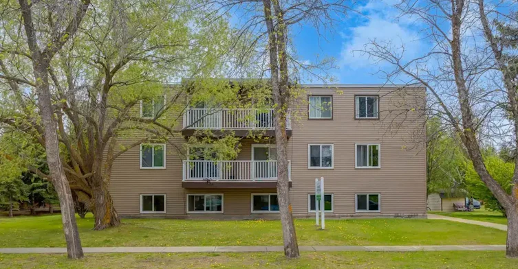 202-4612 57 Street, Camrose, AB, T4V 2E7 - 19