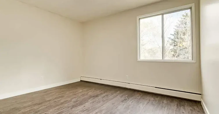 202-4612 57 Street, Camrose, AB, T4V 2E7 - 16
