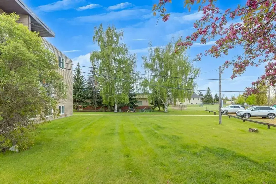 203-4612 57 Street, Camrose, AB, T4V 2E7 - 20