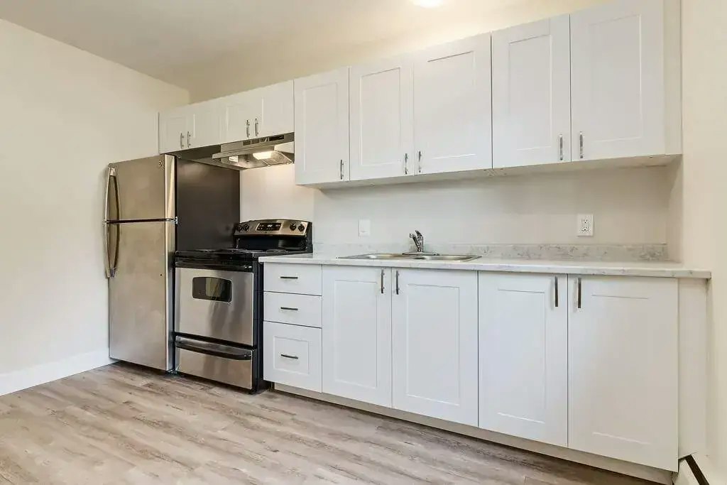 203-4612 57 Street, Camrose, AB, T4V 2E7 - 5