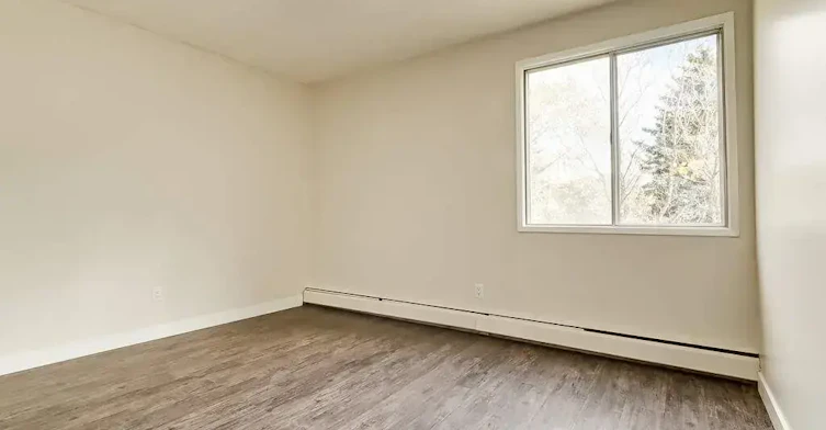 204-4612 57 Street, Camrose, AB, T4V 2E7 - 16