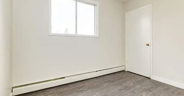 204-4612 57 Street, Camrose, AB, T4V 2E7 - 17