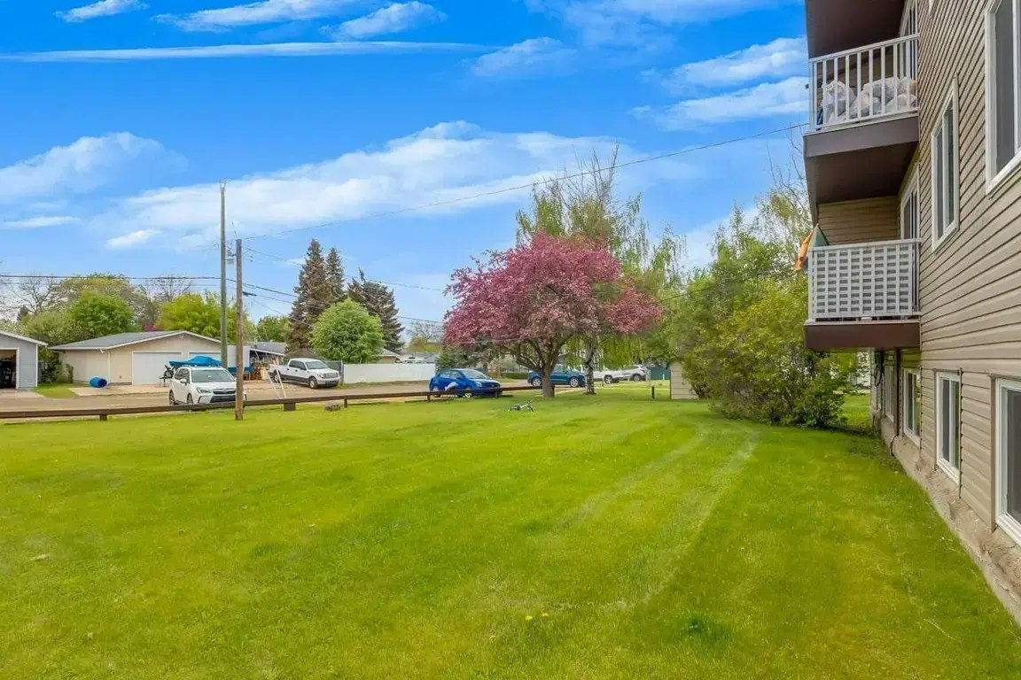 204-4612 57 Street, Camrose, AB, T4V 2E7 - 21