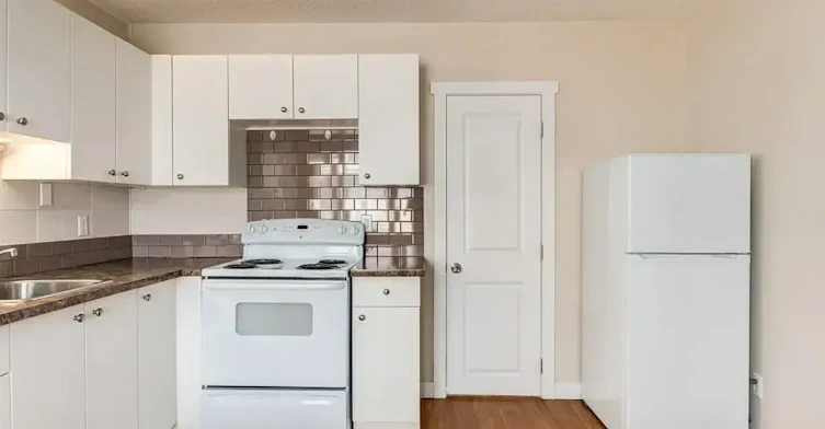 04-4722 46 Street, Camrose, AB, T4V 1G6 - 10
