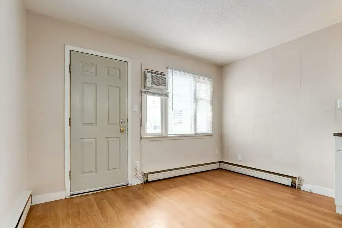 04-4722 46 Street, Camrose, AB, T4V 1G6 - 11
