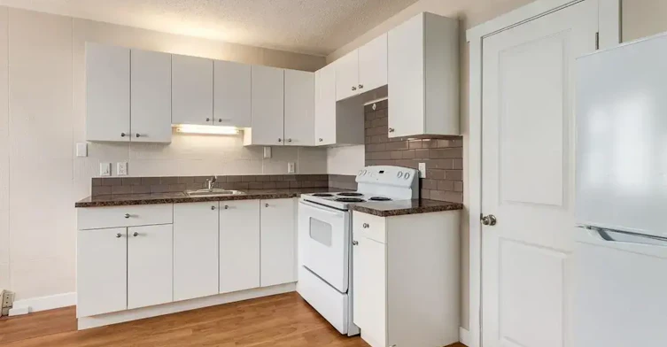 05-4722 46 Street, Camrose, AB, T4V 1G6 - 9