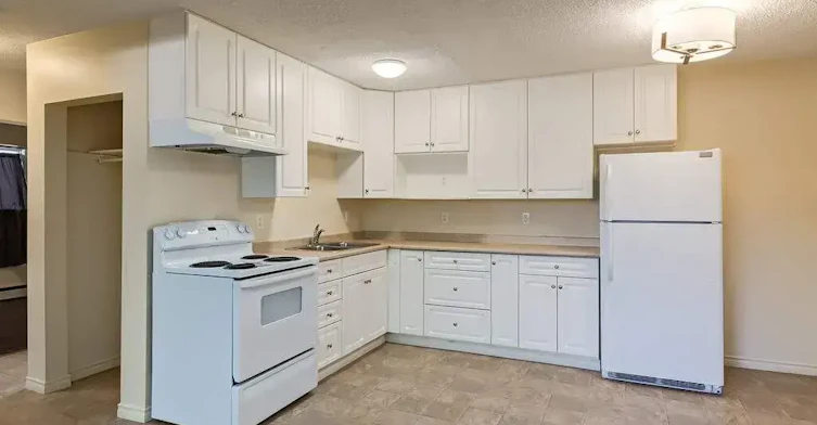 A201-4908 53 Street, Camrose, AB, T4V 1Z1 - 10