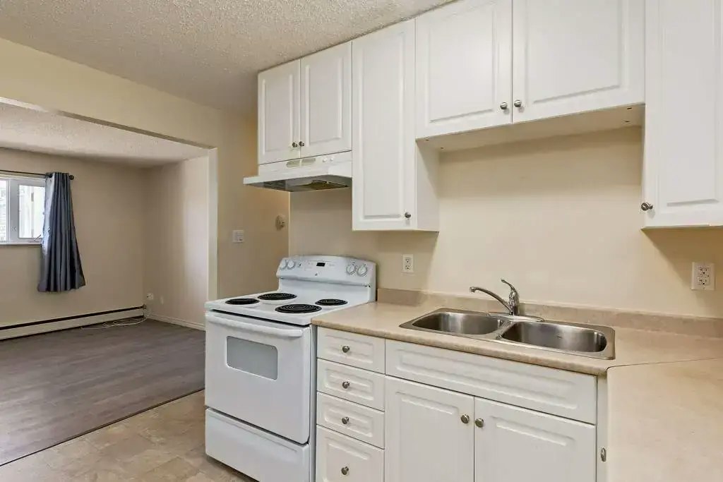A303-4908 53 Street, Camrose, AB, T4V 1Z1 - 12