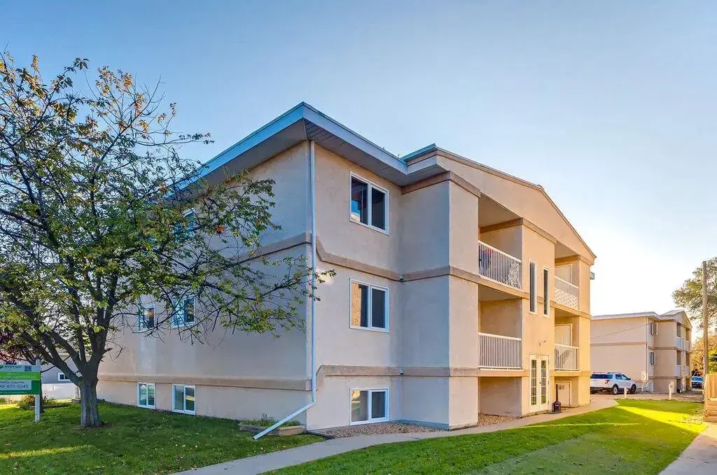B102-4908 53 Street, Camrose, AB, T4V 1Z1 - 19