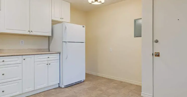 B102-4908 53 Street, Camrose, AB, T4V 1Z1 - 13
