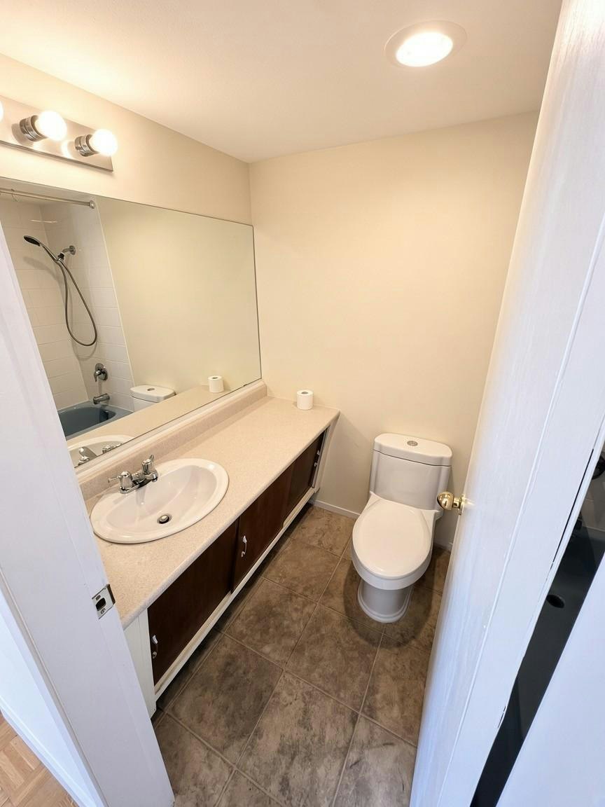 1251 Cardero Street, Vancouver, BC, V6G 2H9 - 7