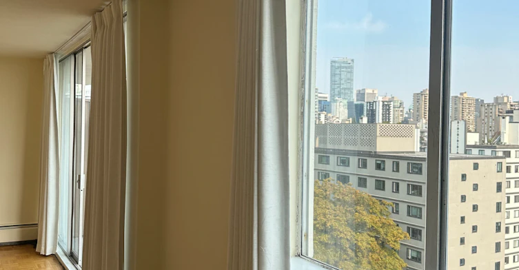 1251 Cardero Street, Vancouver, BC, V6G 2H9 - 9