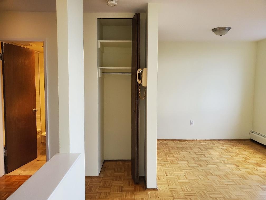 1251 Cardero Street, Vancouver, BC, V6G 2H9 - 8