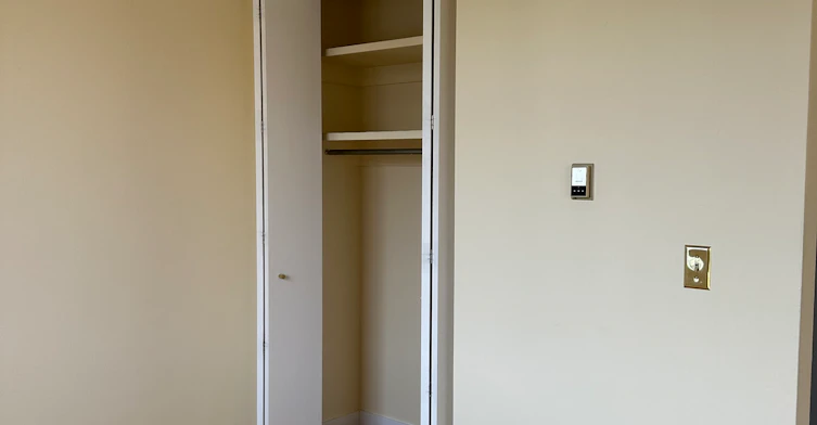 1251 Cardero Street, Vancouver, BC, V6G 2H9 - 5