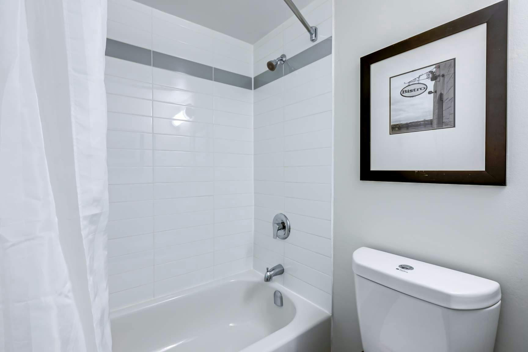 2335 Lake Shore Boulevard West, Toronto, ON, M8V 1B9 - 6