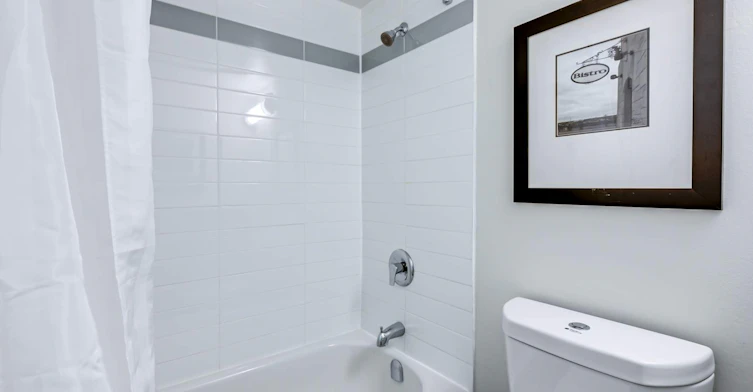 2335 Lake Shore Boulevard West, Toronto, ON, M8V 1B9 - 6