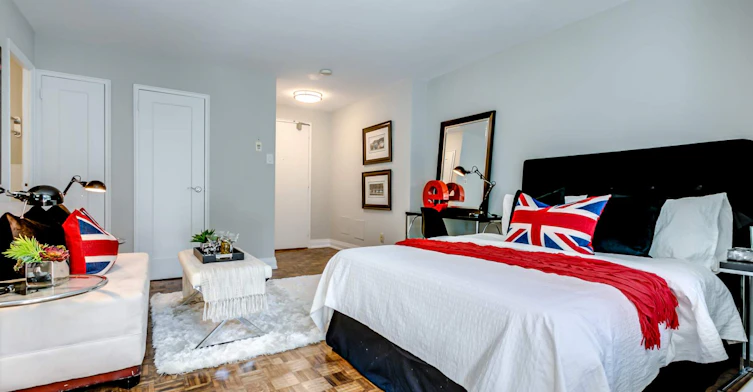 550 Jarvis Street, Toronto, ON, M4Y 2H9 - 4