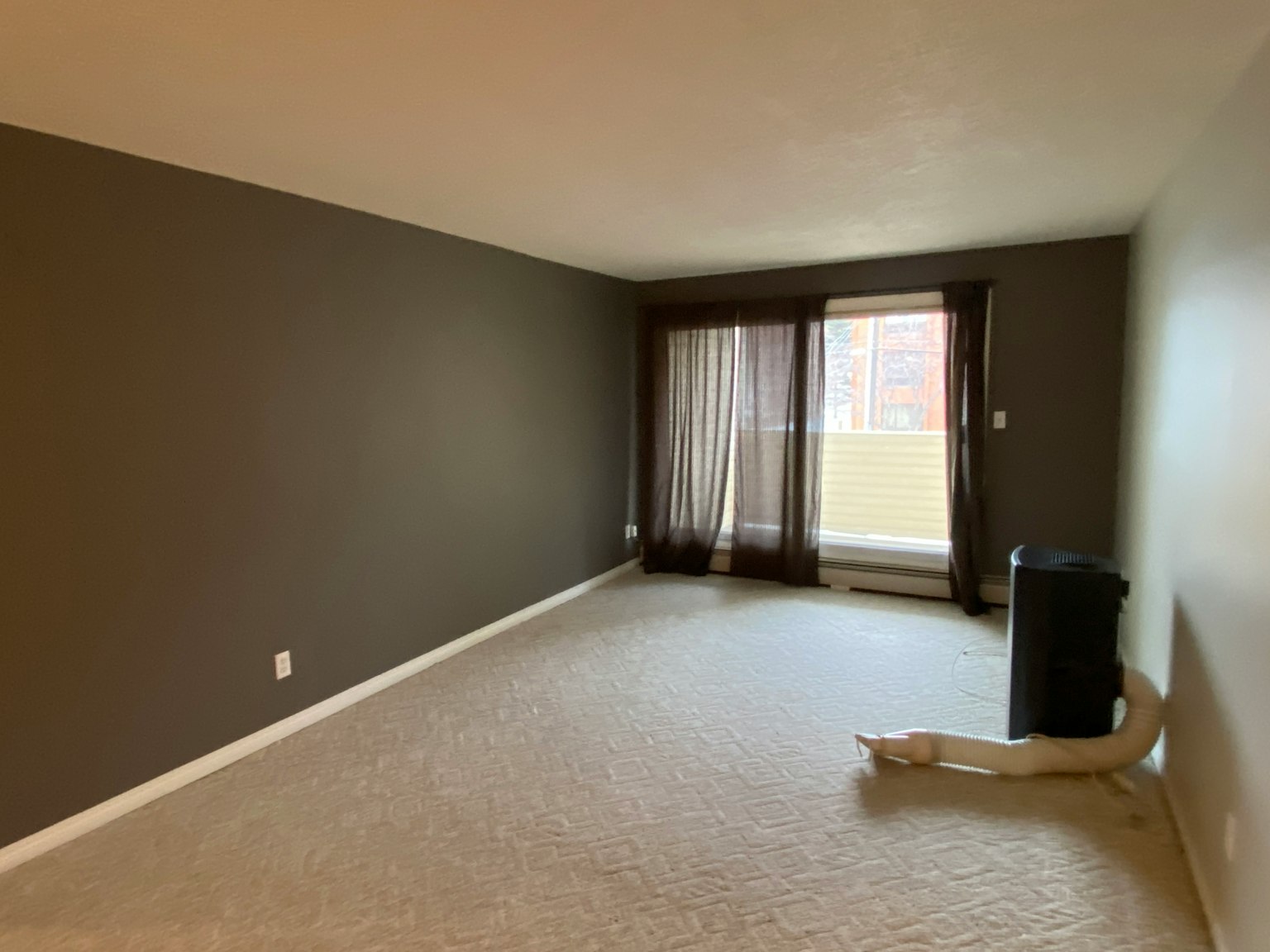 11043 108 Street Nw, Edmonton, AB, T5H 3A8 - 4