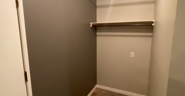 11043 108 Street Nw, Edmonton, AB, T5H 3A8 - 7