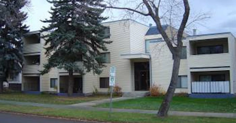 11043 108 Street Nw, Edmonton, AB, T5H 3A8