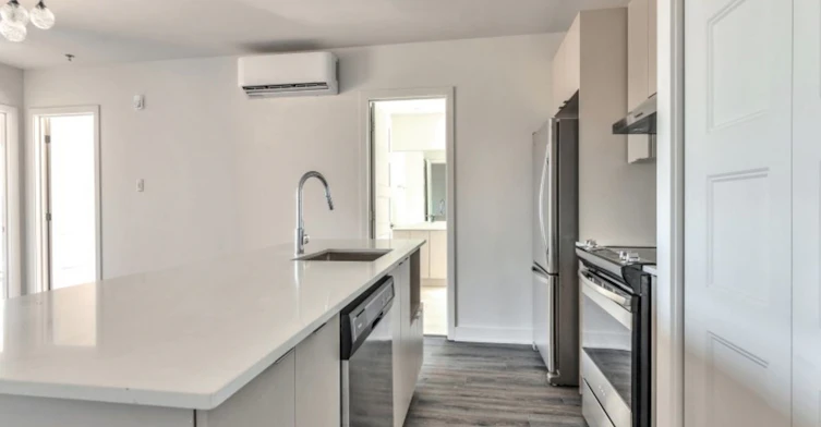 1011 Shechenko Boulevard, Montréal, QC, H8N 0H2 - 9