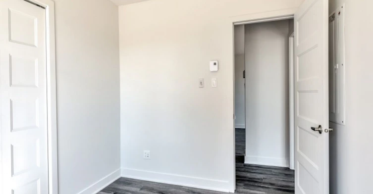 1011 Shechenko Boulevard, Montréal, QC, H8N 0H2 - 12