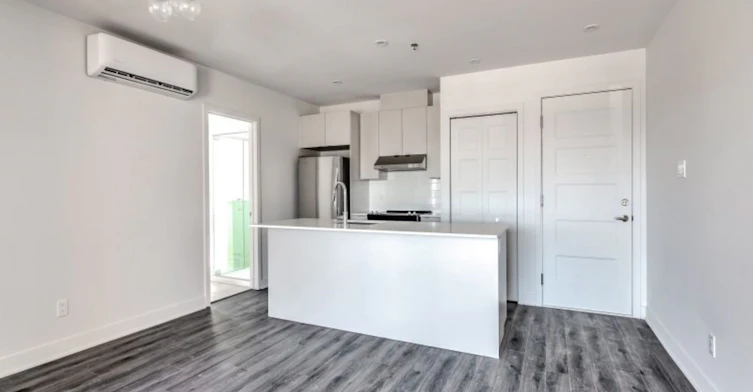 1011 Shechenko Boulevard, Montréal, QC, H8N 0H2 - 7