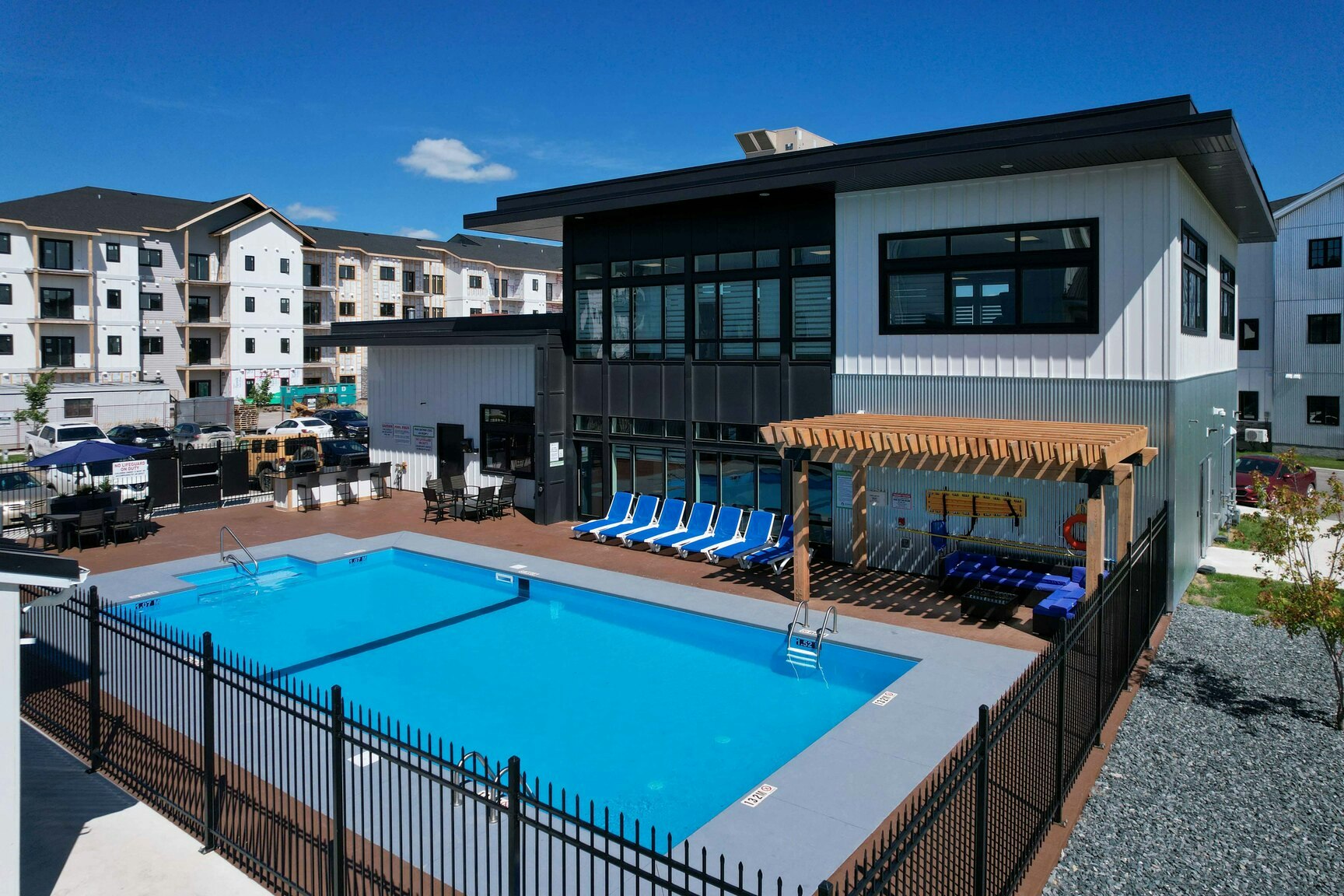 170-410-186 Appleford Gate, Winnipeg, MB, R3Y 2E1 - 2
