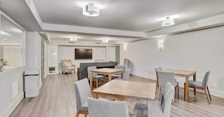 213-1044 Tower Road, Halifax, NS, B3H 4S2 - 5