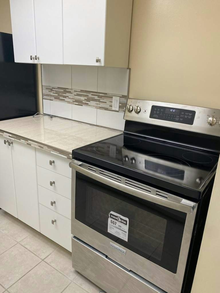 705-555 Brittany Drive, Ottawa, ON, K1K 4C5 - 20