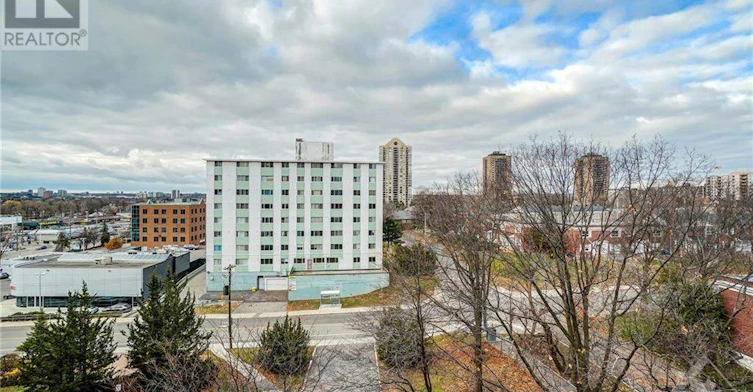 705-555 Brittany Drive, Ottawa, ON, K1K 4C5 - 15