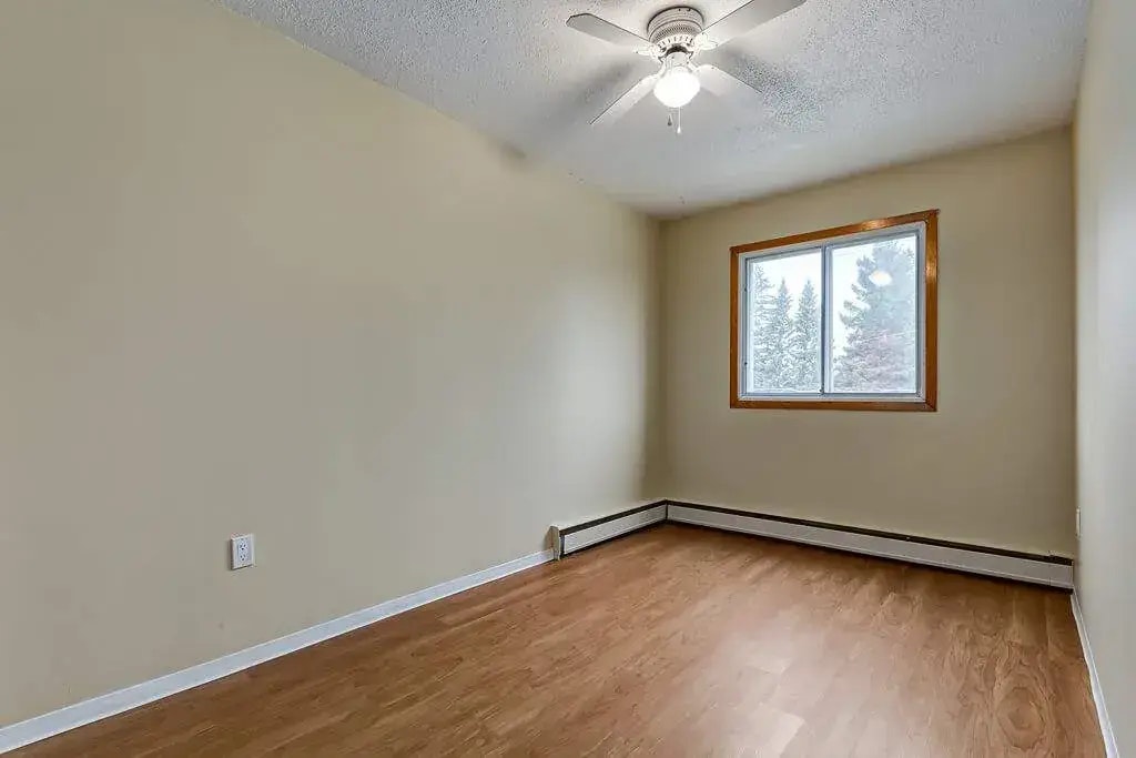 12-15 Darlington Street E, Yorkton, SK, S3N 0C1 - 13