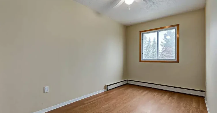 12-15 Darlington Street E, Yorkton, SK, S3N 0C1 - 13