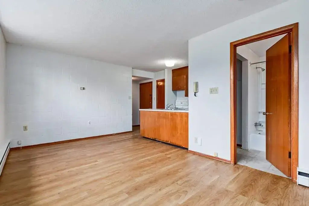 12-15 Darlington Street E, Yorkton, SK, S3N 0C1 - 16