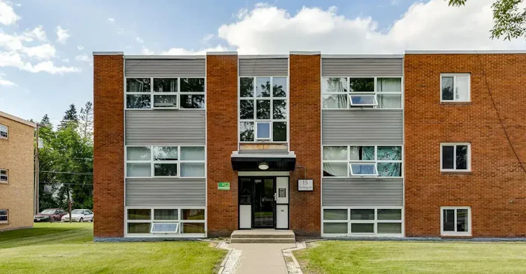 12-15 Darlington Street E, Yorkton, SK, S3N 0C1 - 23