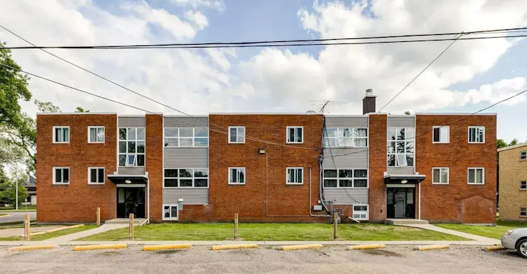 12-15 Darlington Street E, Yorkton, SK, S3N 0C1 - 25
