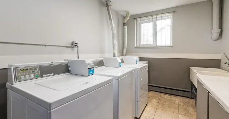 12-15 Darlington Street E, Yorkton, SK, S3N 0C1 - 21