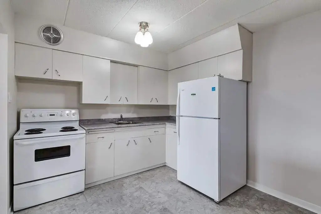 08-2630 6 Avenue N, Regina, SK, S4R 0P2 - 5