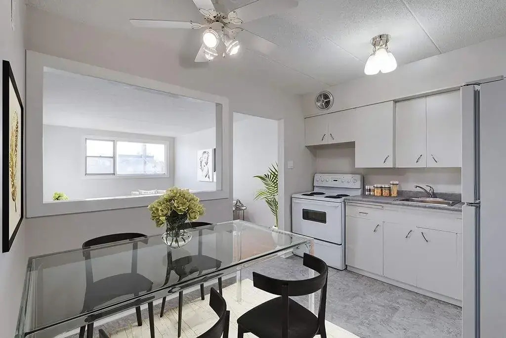 08-2630 6 Avenue N, Regina, SK, S4R 0P2 - 2